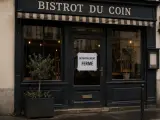 Le "Bistrot du Coin" est définitivement fermé. Une affiche sur la porte annonce la triste nouvelle.