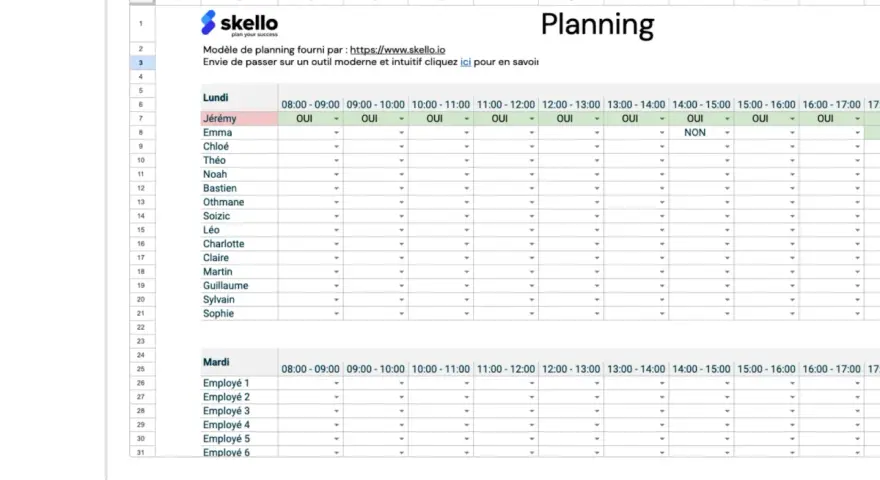 Tableau de planning de congés avec noms et disponibilités. Outil Skello pour une meilleure organisation.